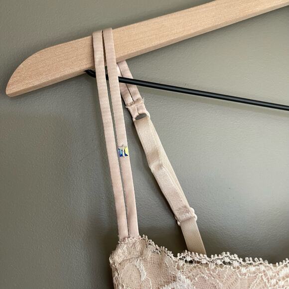 Maison Lejaby Lace Underwired‎ Lightly Padded Balconette Bra Cream Size US 30E - Picture 6 of 16